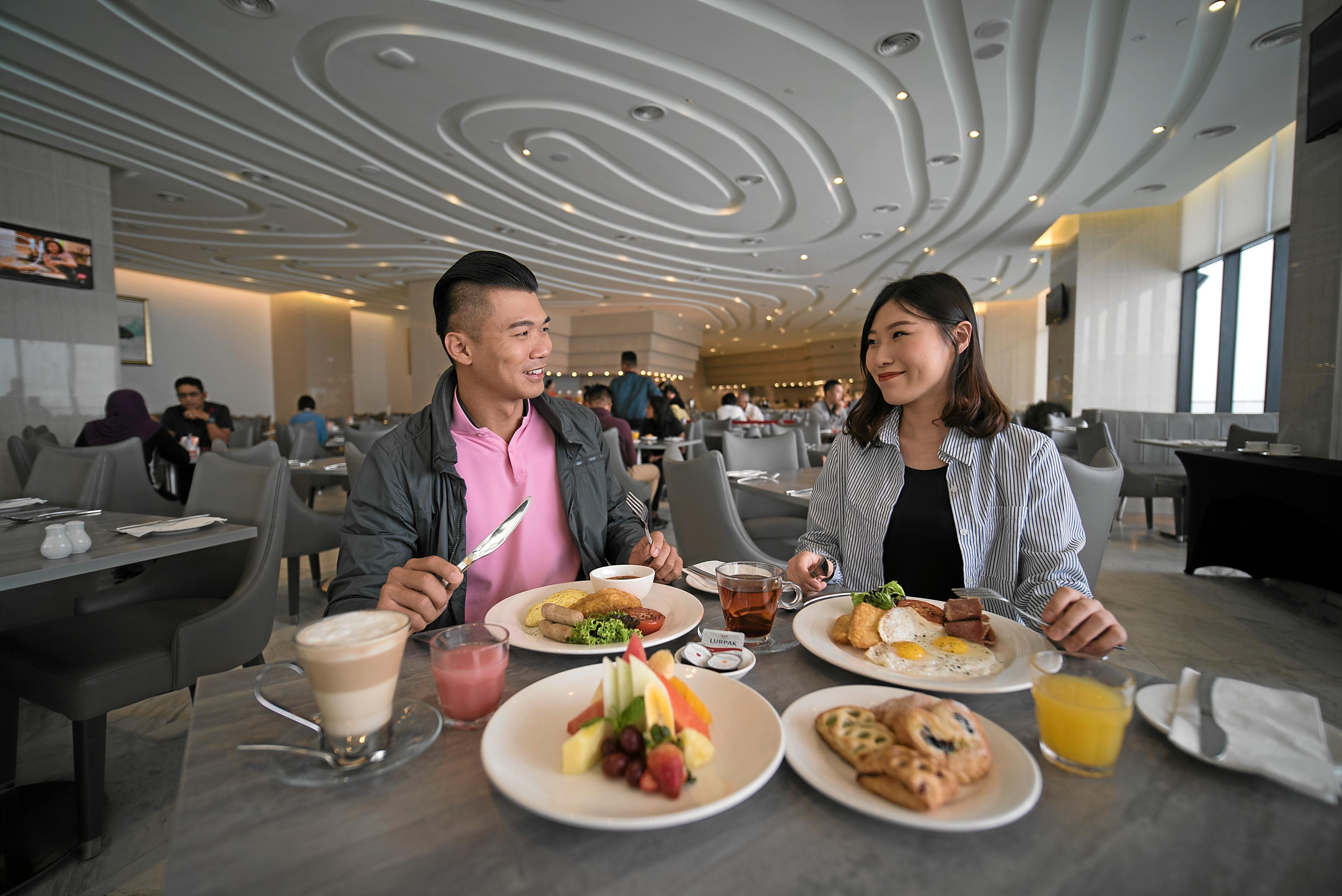Grand Ion Delemen Hotel Genting Highlands Kültér fotó The Lounge at KLIA