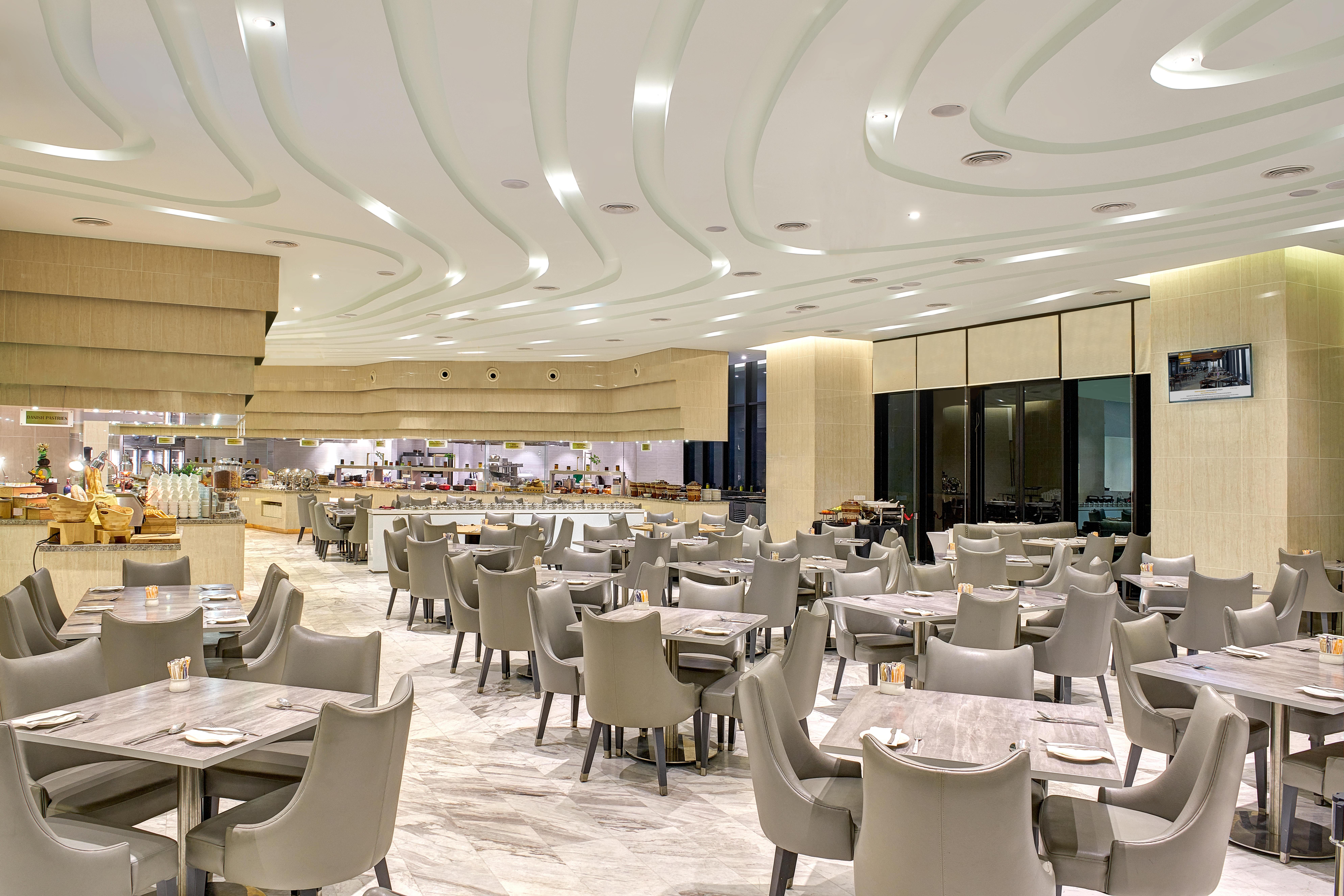 Grand Ion Delemen Hotel Genting Highlands Kültér fotó The restaurant