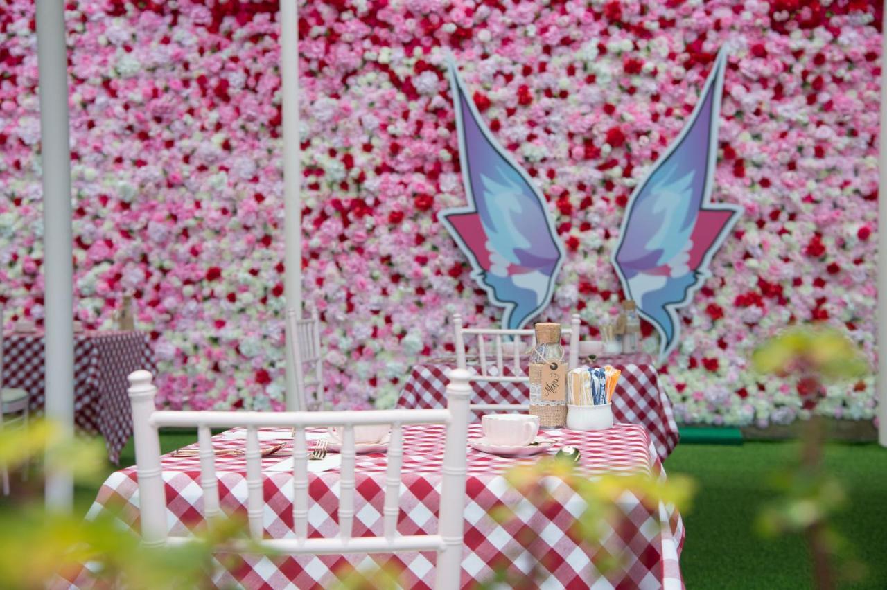 Grand Ion Delemen Hotel Genting Highlands Kültér fotó The 2019 Rose Parade
